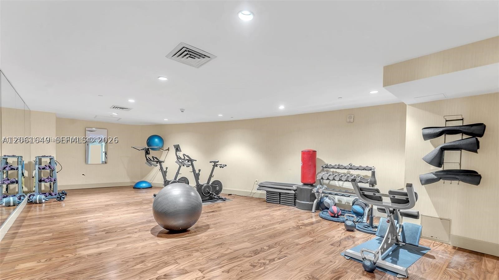 50 Biscayne Blvd #508, Miami FL 33132