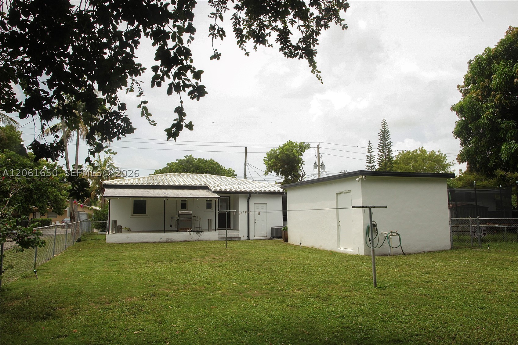 161 NW 41st St, Miami FL 33127