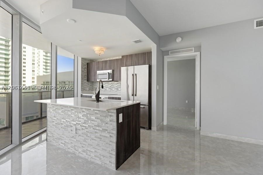 488 NE 18th St #3801, Miami FL 33132