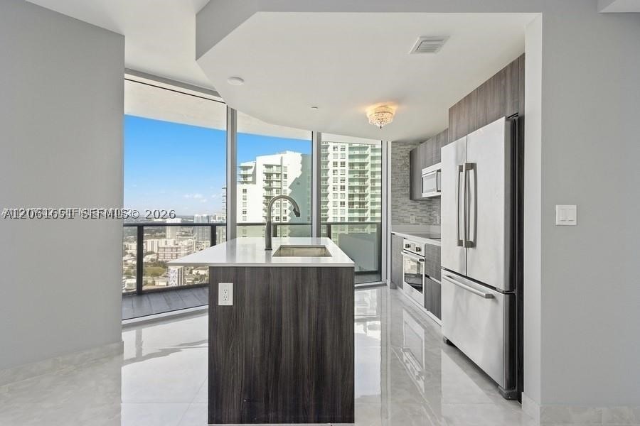 488 NE 18th St #3801, Miami FL 33132