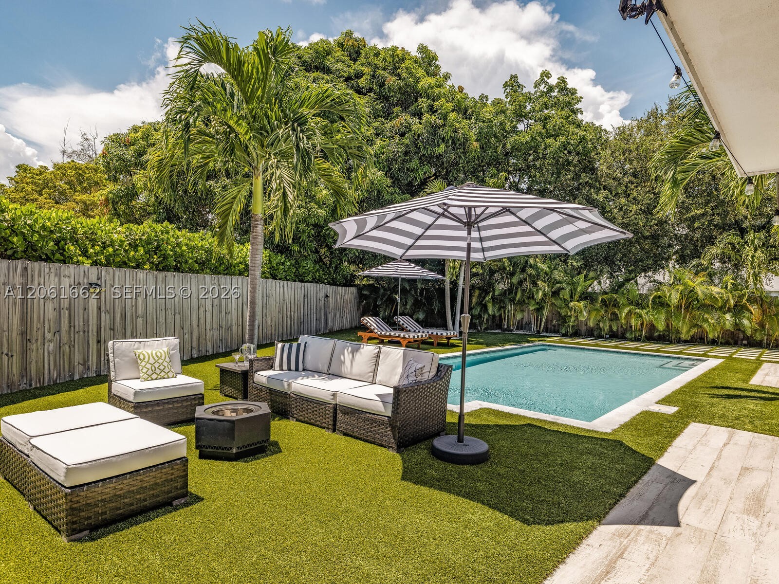 11504 NE 6th Ave, Biscayne Park FL 33161