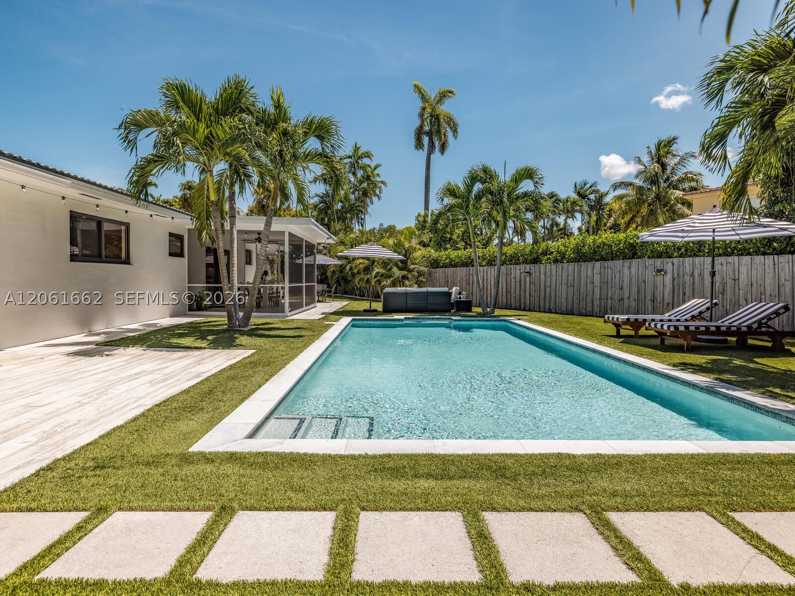 11504 NE 6th Ave, Biscayne Park FL 33161