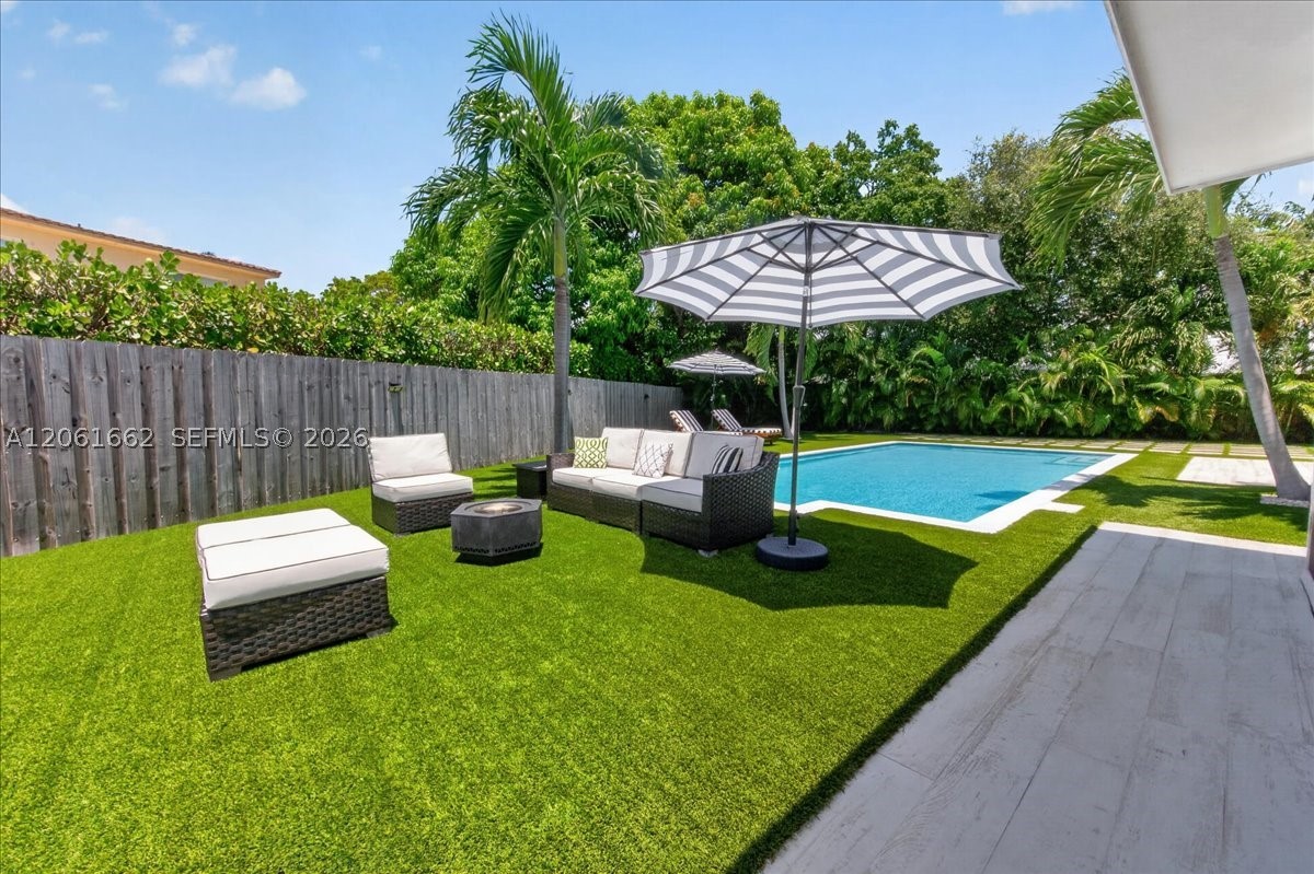11504 NE 6th Ave, Biscayne Park FL 33161