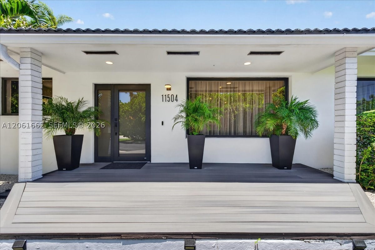 11504 NE 6th Ave, Biscayne Park FL 33161