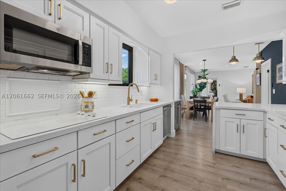 11504 NE 6th Ave, Biscayne Park FL 33161