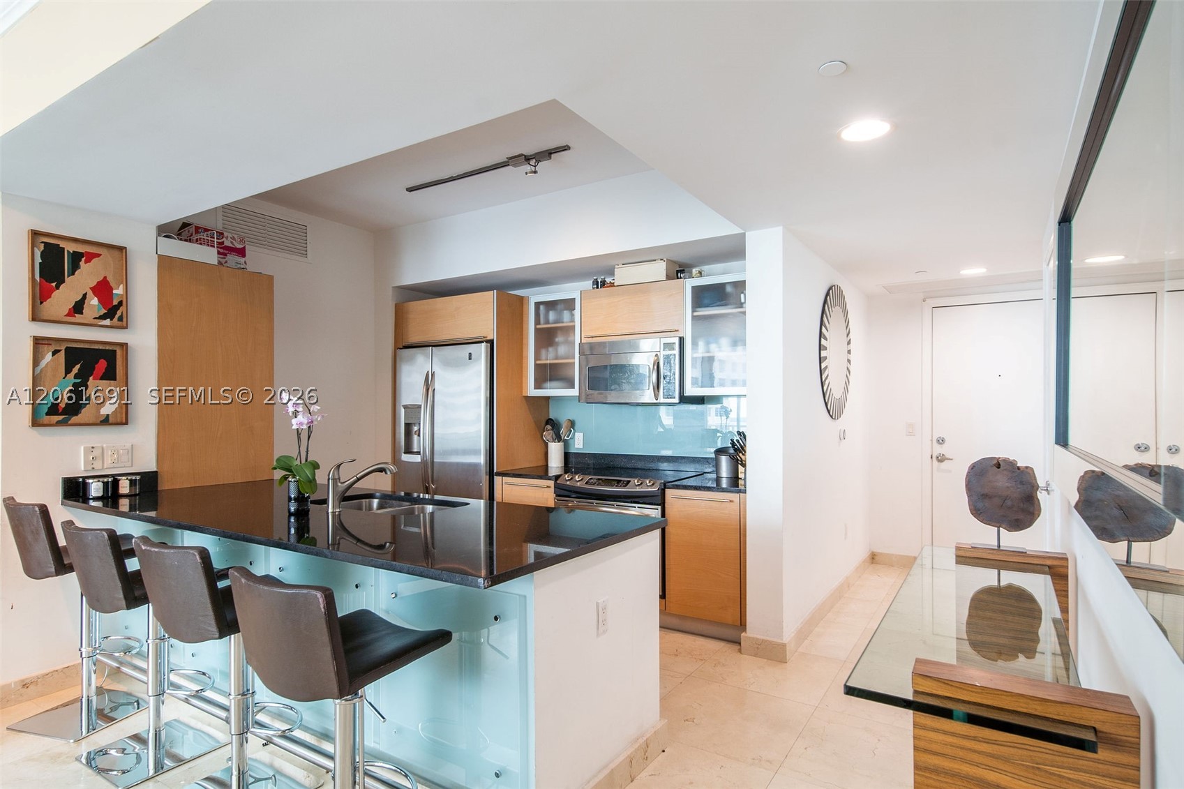 950 Brickell Bay Dr #1211, Miami FL 33131