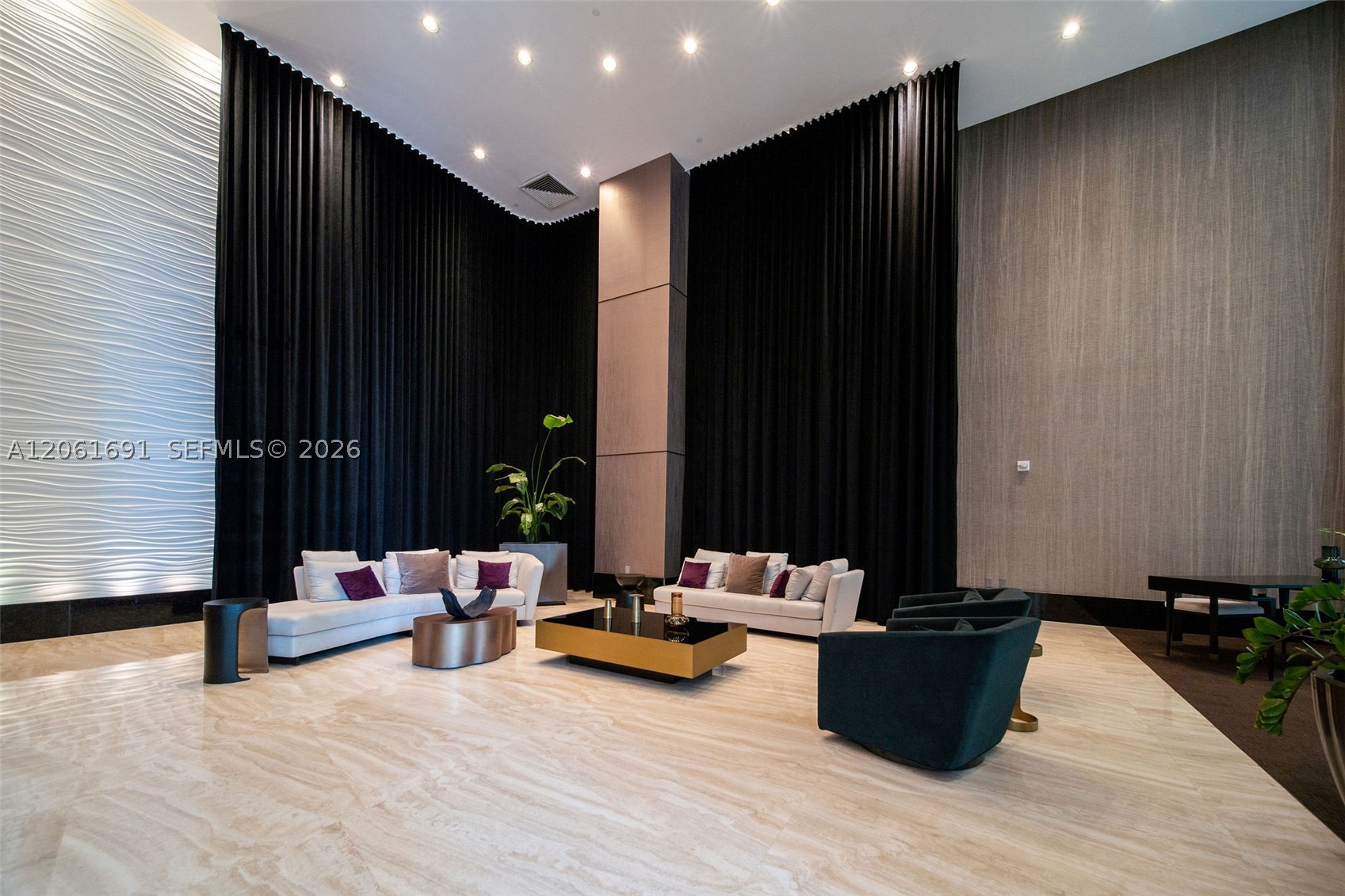 950 Brickell Bay Dr #1211, Miami FL 33131