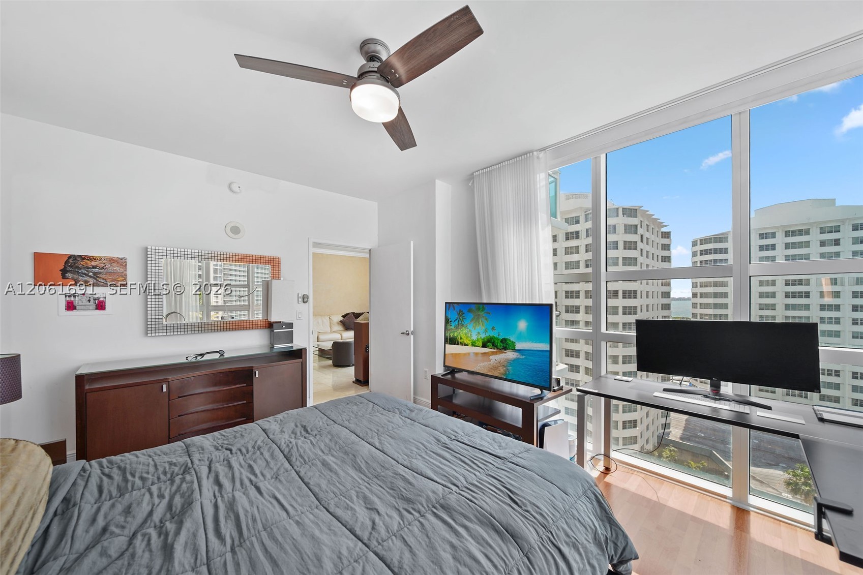 950 Brickell Bay Dr #1211, Miami FL 33131