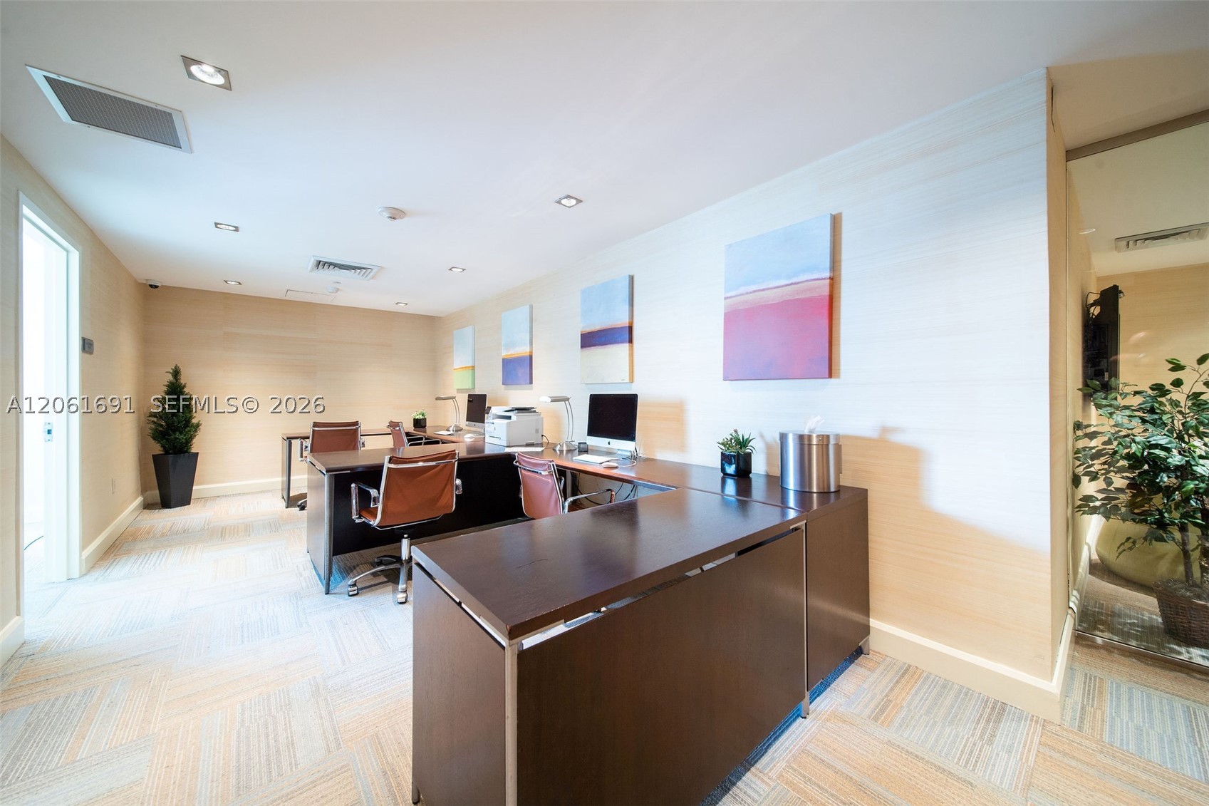 950 Brickell Bay Dr #1211, Miami FL 33131