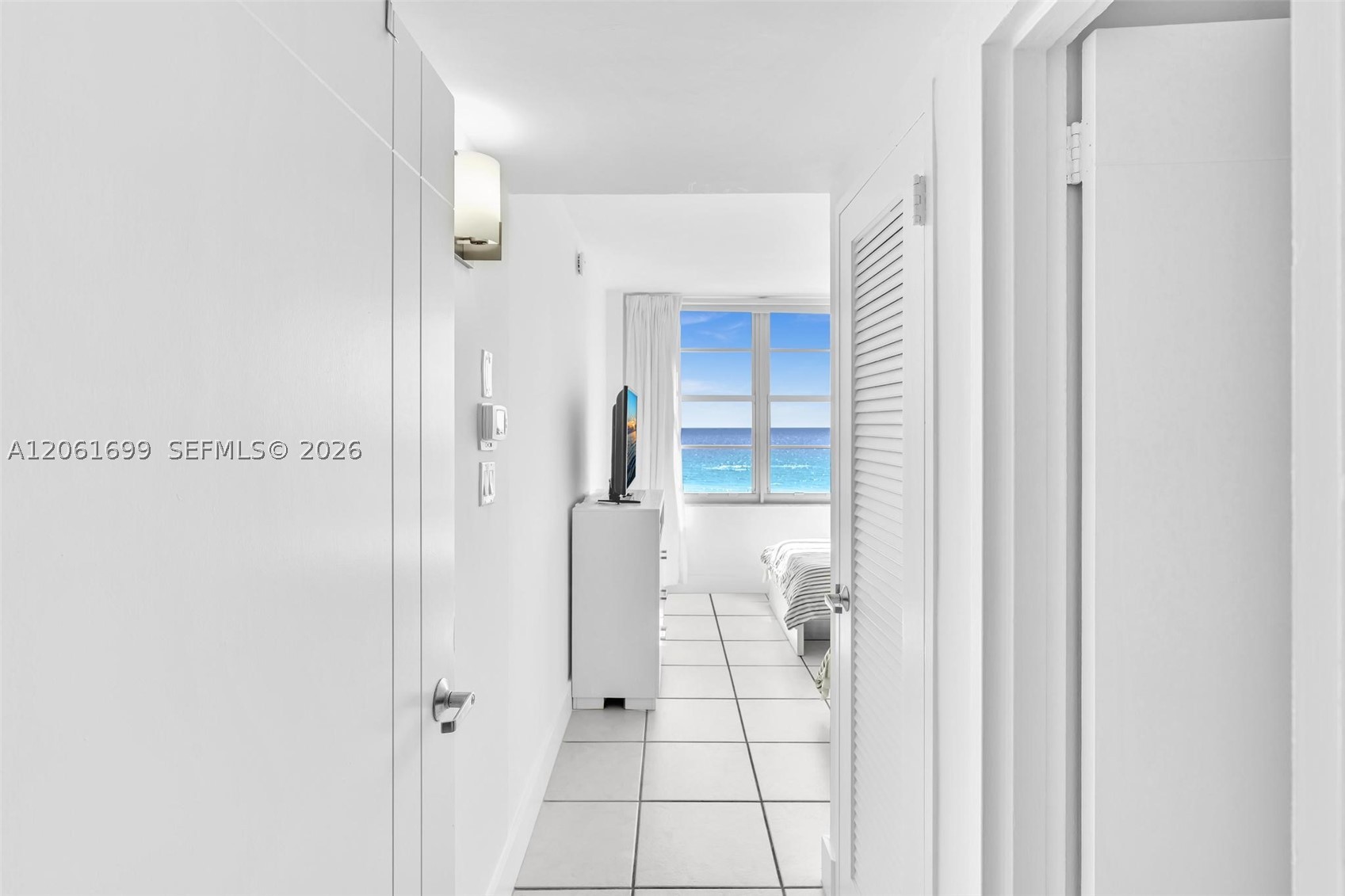 5161 Collins Ave #1017, Miami Beach FL 33140