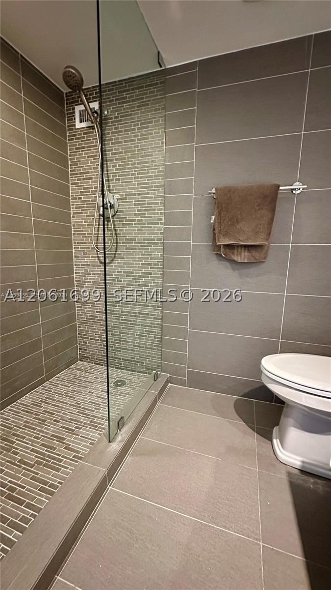 5161 Collins Ave #1017, Miami Beach FL 33140
