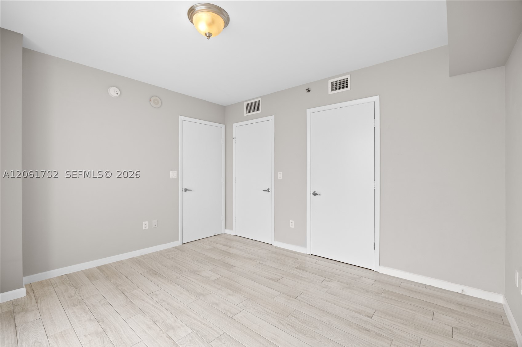 50 Biscayne Blvd #4706, Miami FL 33132