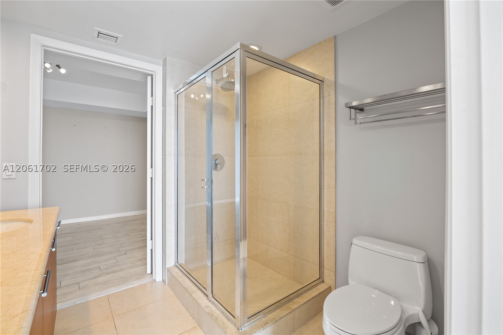 50 Biscayne Blvd #4706, Miami FL 33132