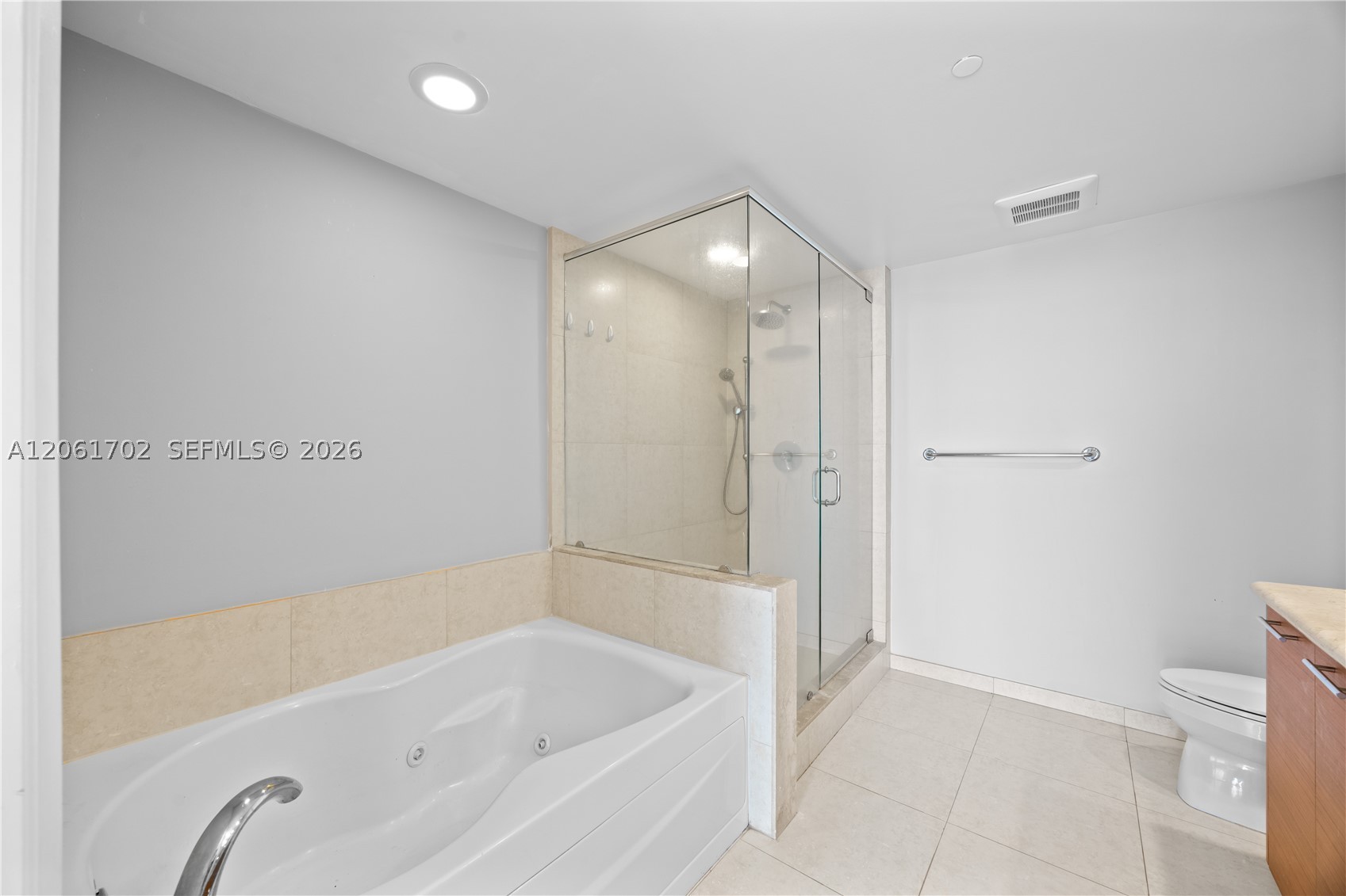 50 Biscayne Blvd #4706, Miami FL 33132