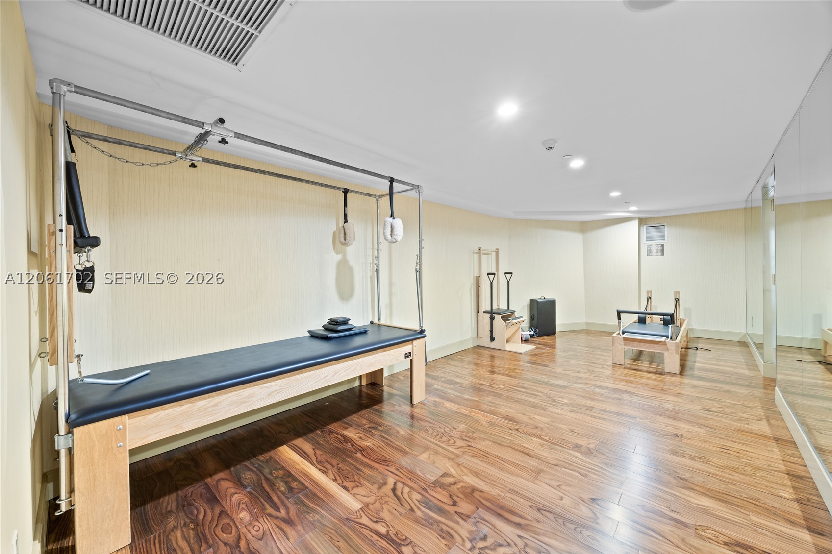 50 Biscayne Blvd #4706, Miami FL 33132