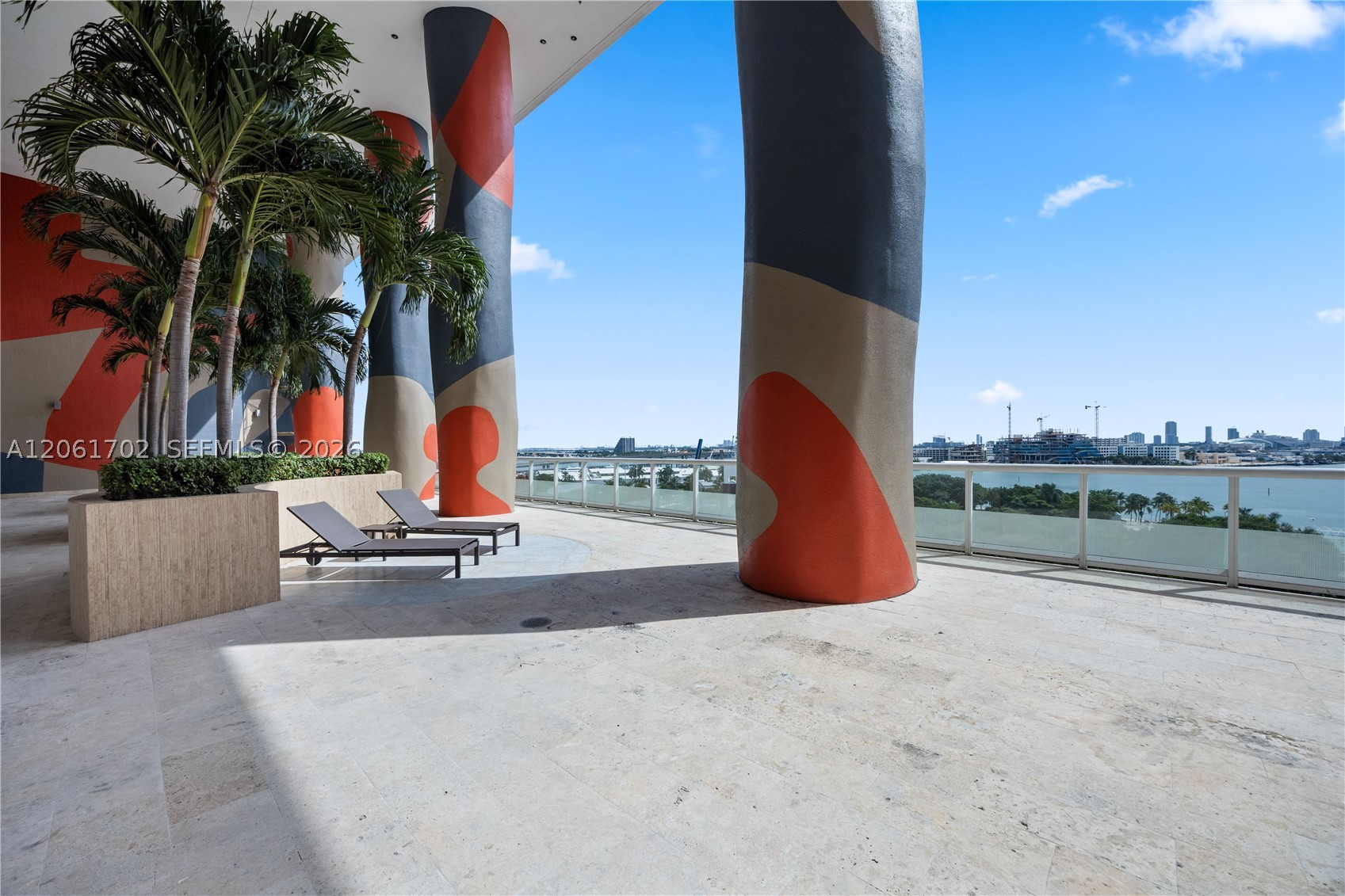 50 Biscayne Blvd #4706, Miami FL 33132