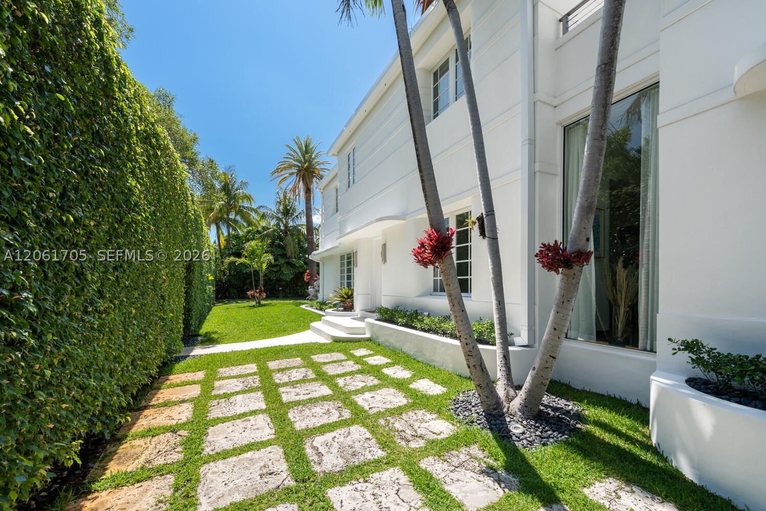 841 19th St, Miami Beach FL 33139