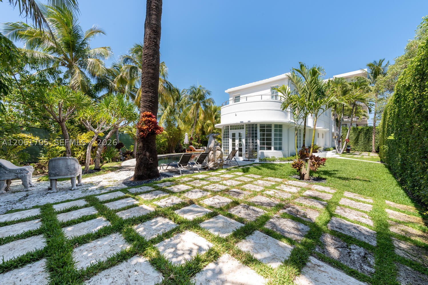 841 19th St, Miami Beach FL 33139