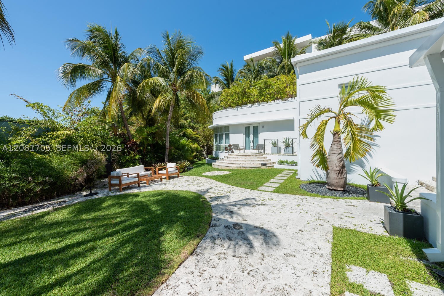 841 19th St, Miami Beach FL 33139