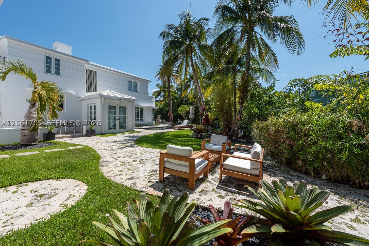 841 19th St, Miami Beach FL 33139