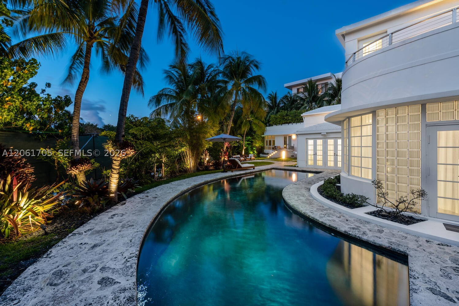 841 19th St, Miami Beach FL 33139