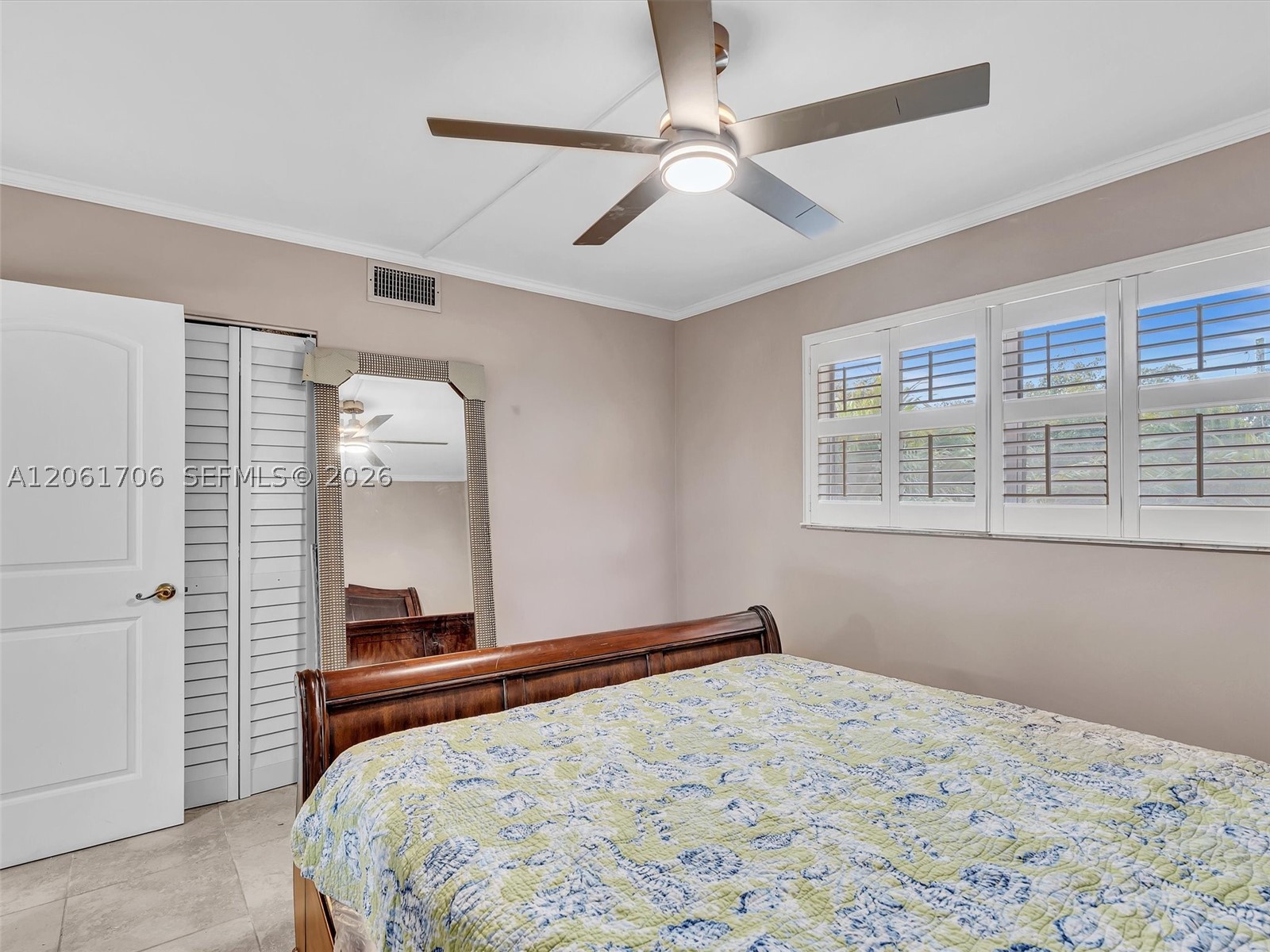 201 SE 11th Ter #303, Dania Beach FL 33004