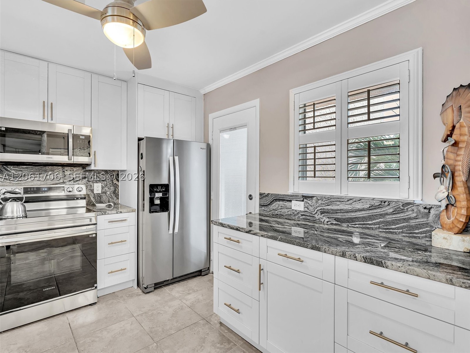 201 SE 11th Ter #303, Dania Beach FL 33004
