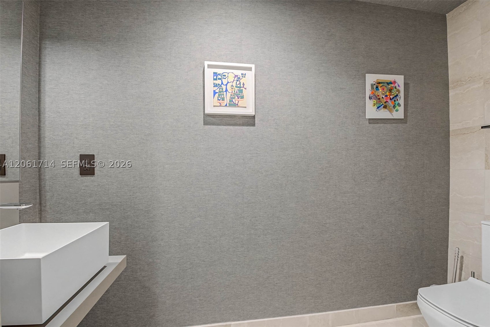 1000 Brickell Plz #2912, Miami FL 33131