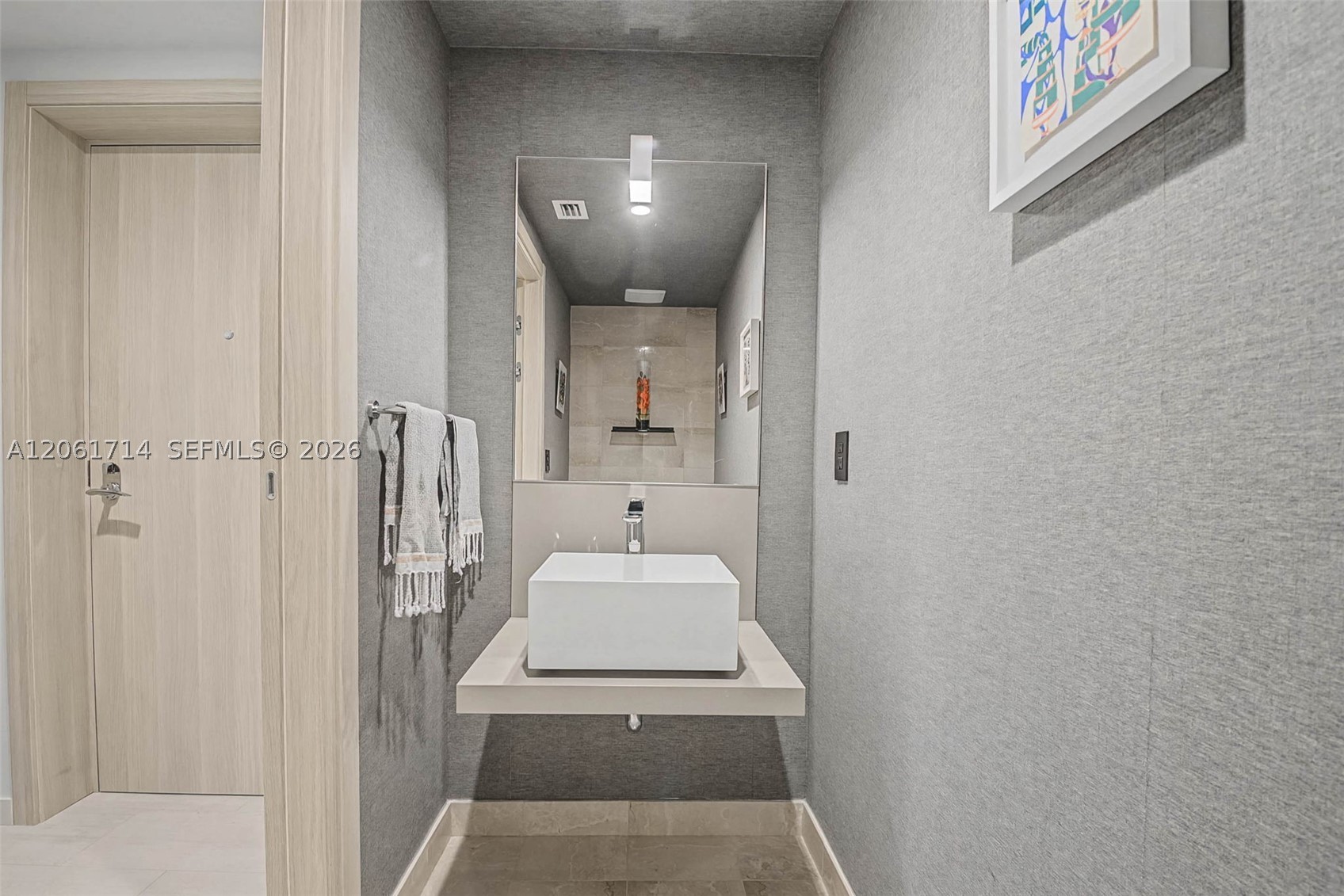 1000 Brickell Plz #2912, Miami FL 33131