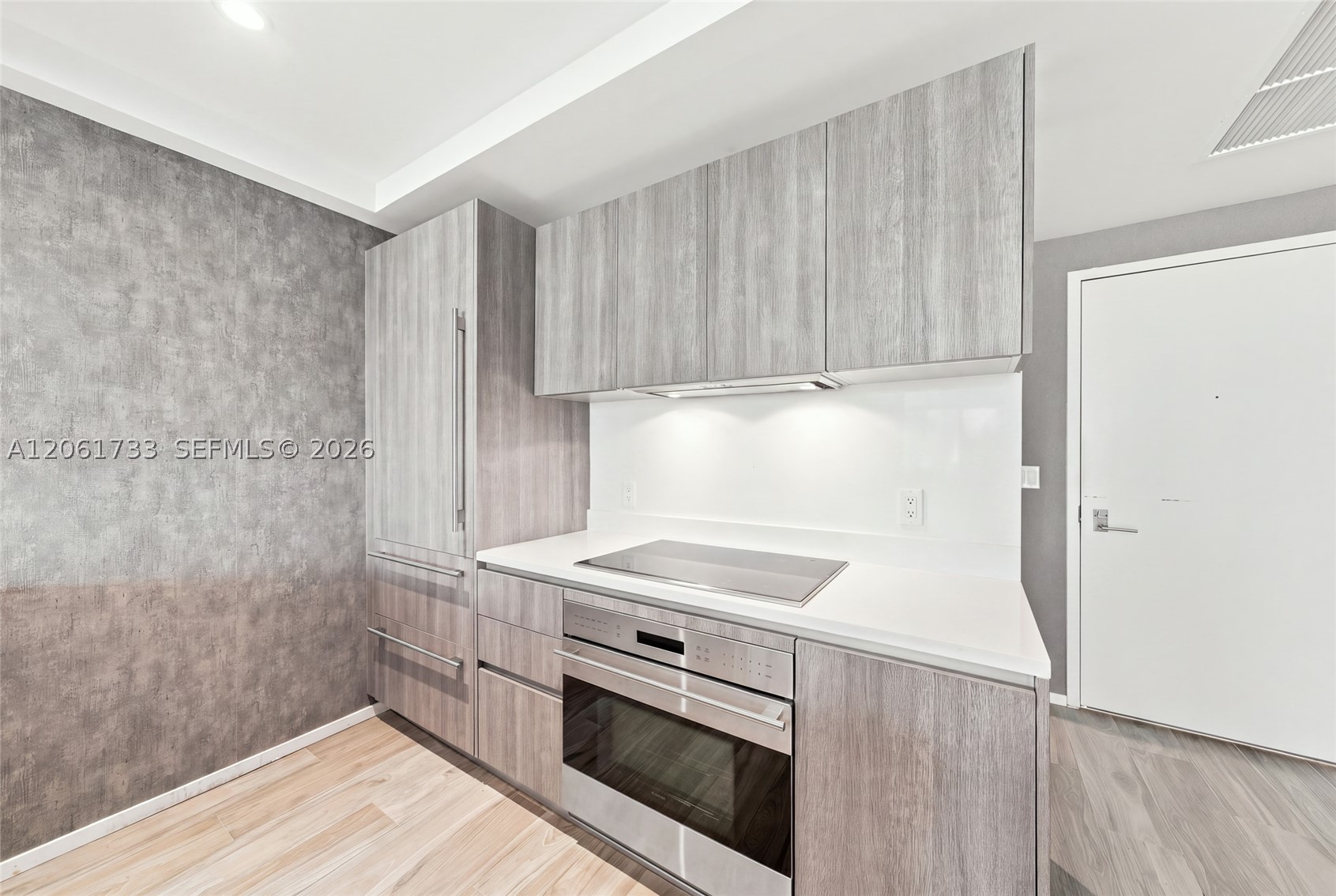 801 S Miami Ave #2502, Miami FL 33130