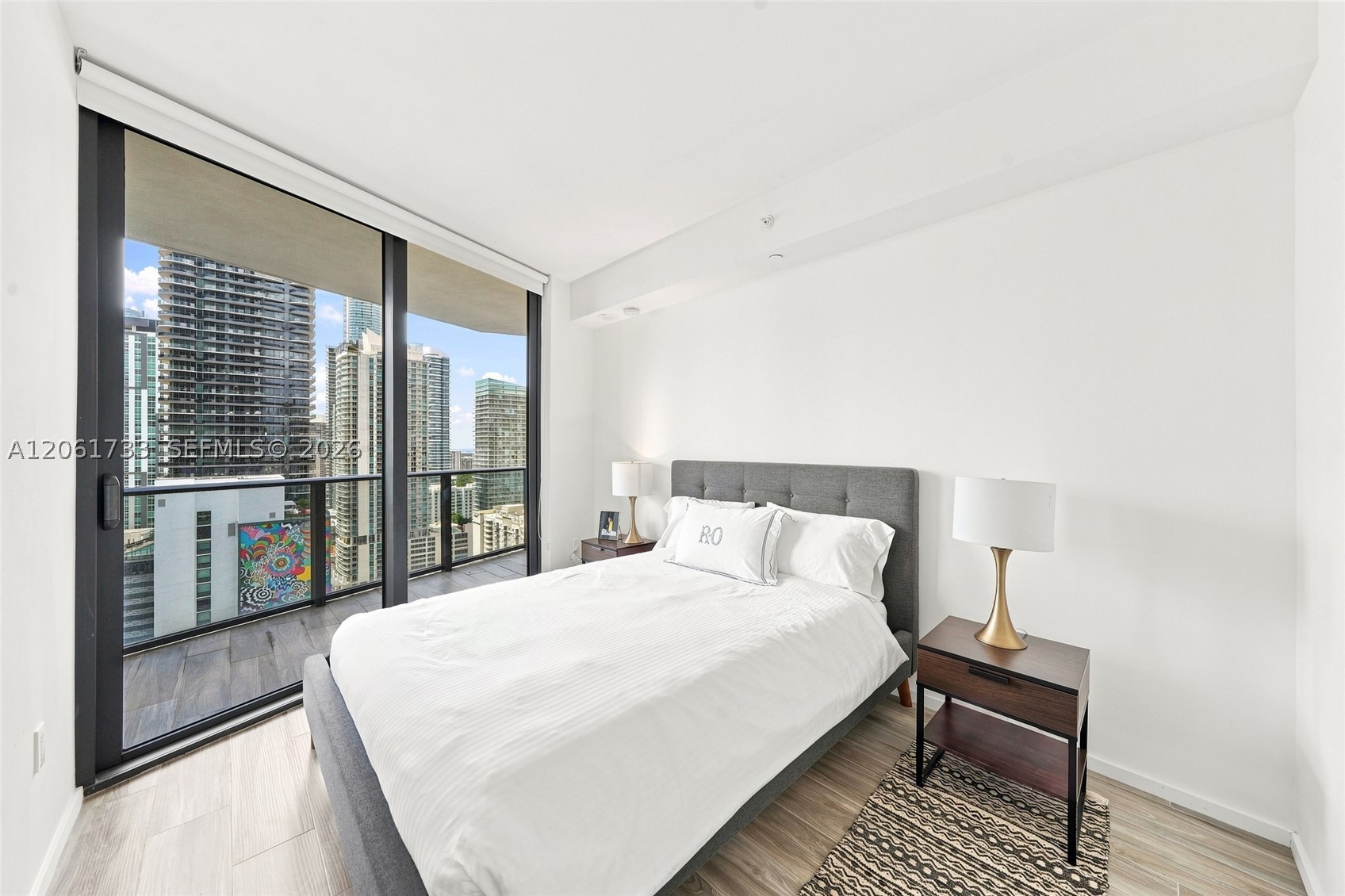 801 S Miami Ave #2502, Miami FL 33130
