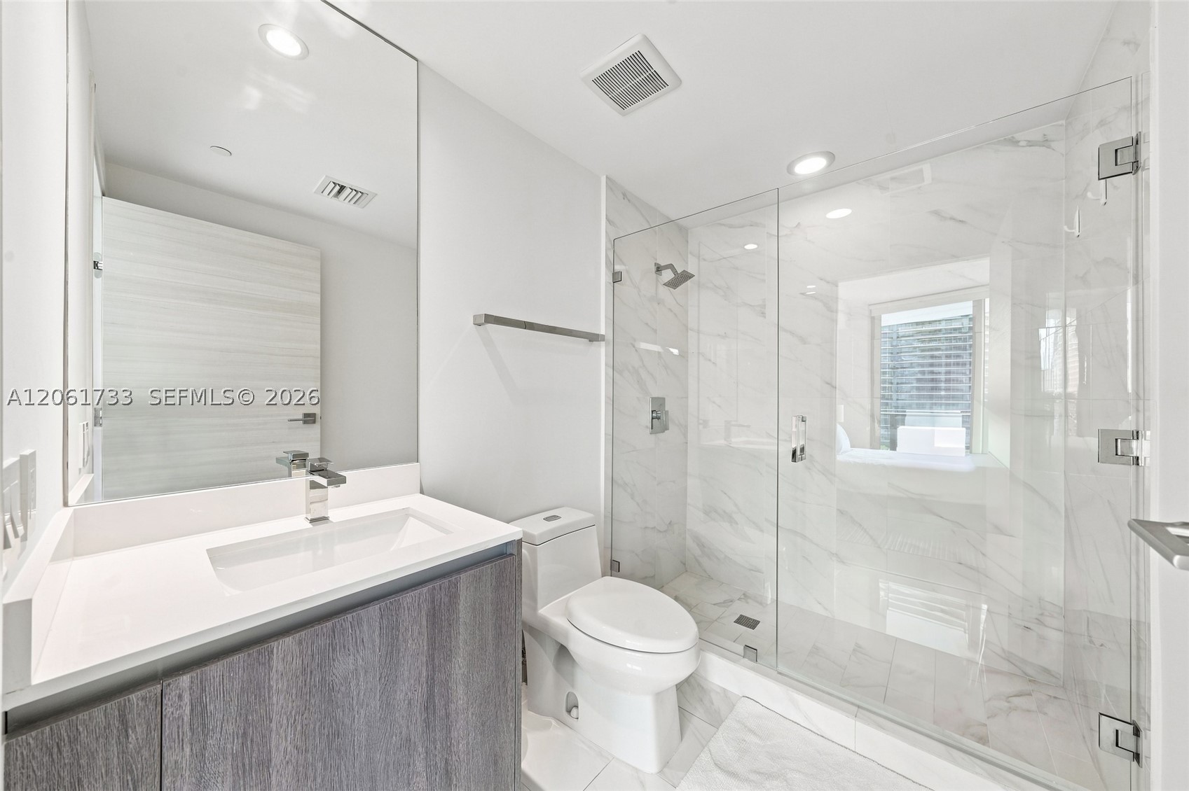 801 S Miami Ave #2502, Miami FL 33130