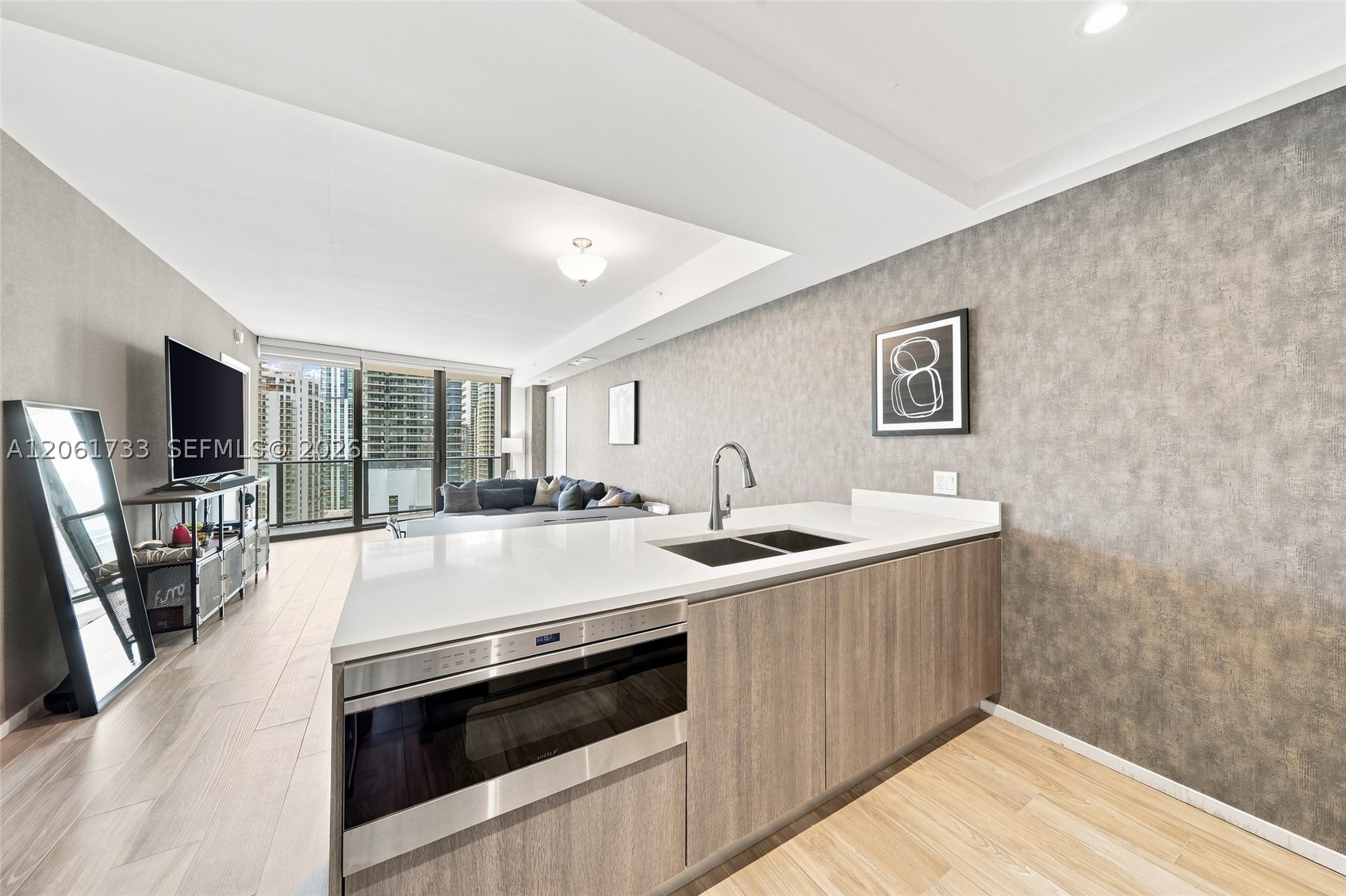 801 S Miami Ave #2502, Miami FL 33130