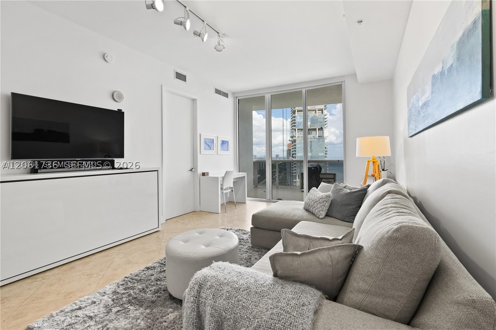 18201 Collins Ave #3702, Sunny Isles Beach FL 33160