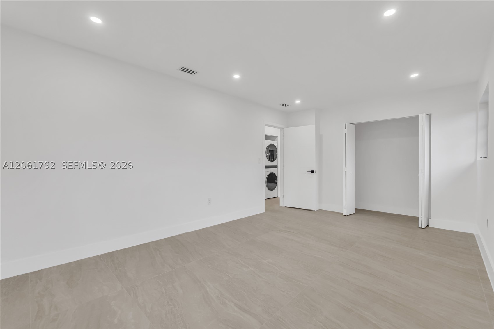 2000 SW 84th Ave, Miami FL 33155
