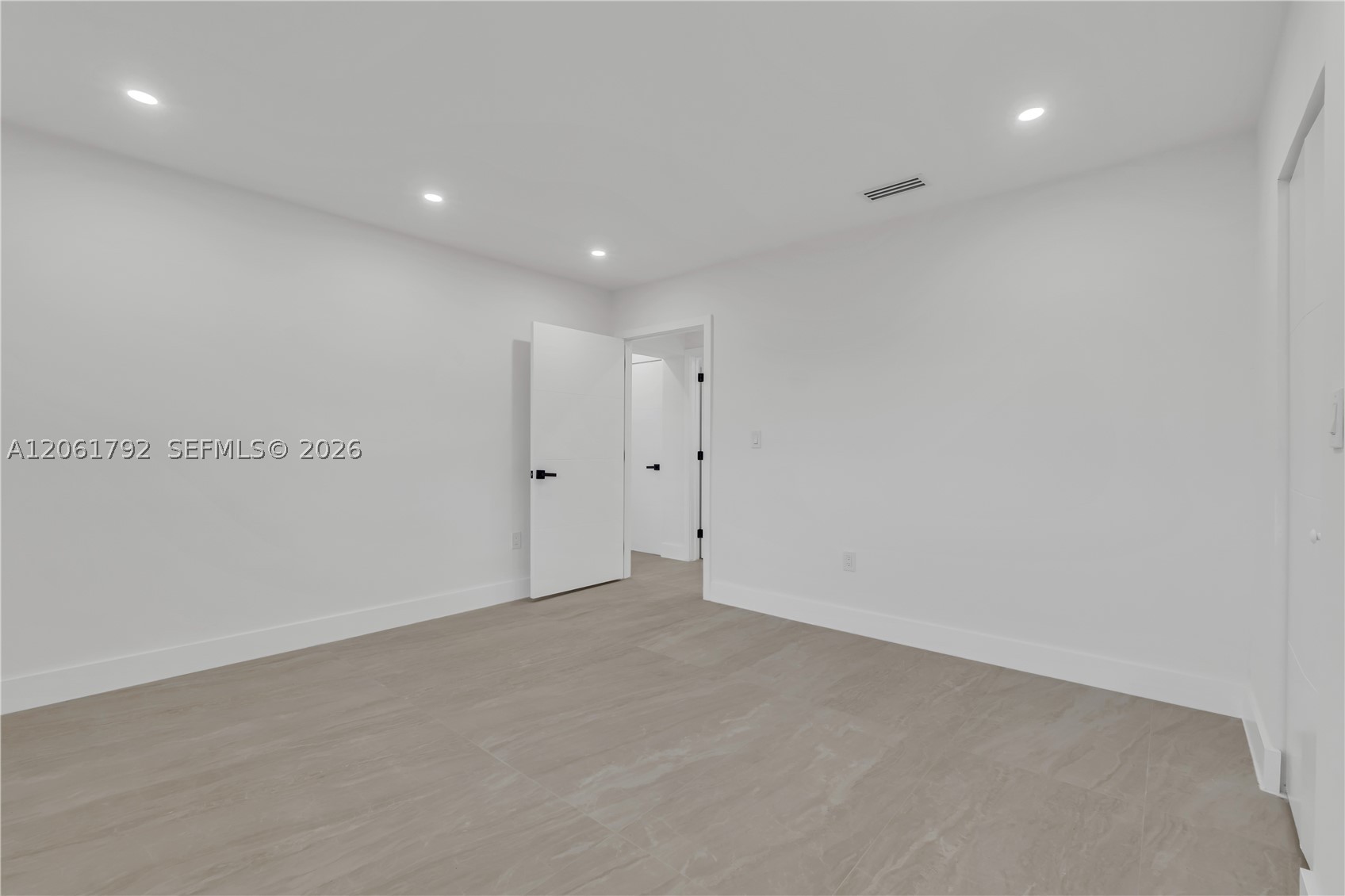 2000 SW 84th Ave, Miami FL 33155