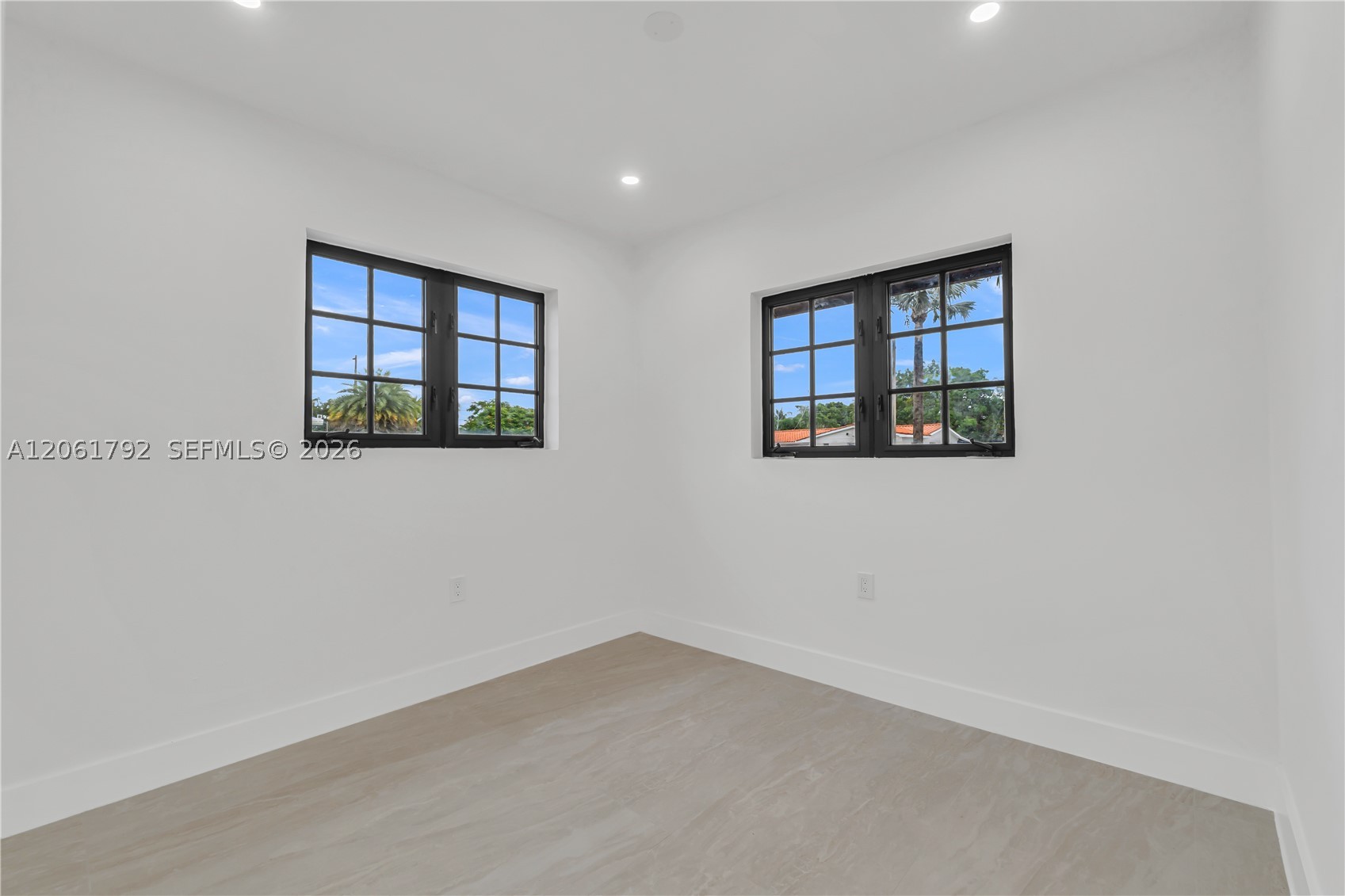 2000 SW 84th Ave, Miami FL 33155