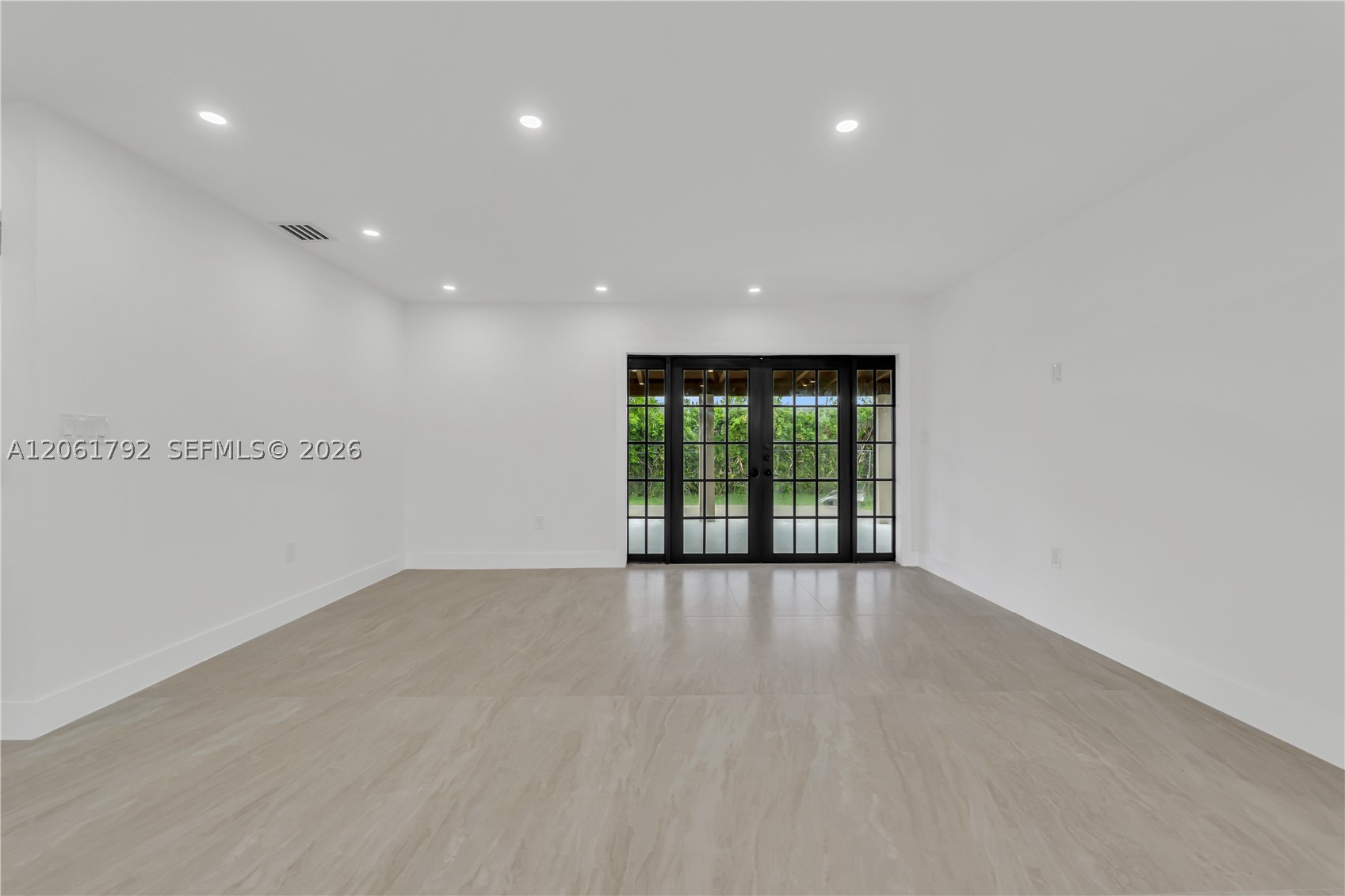 2000 SW 84th Ave, Miami FL 33155