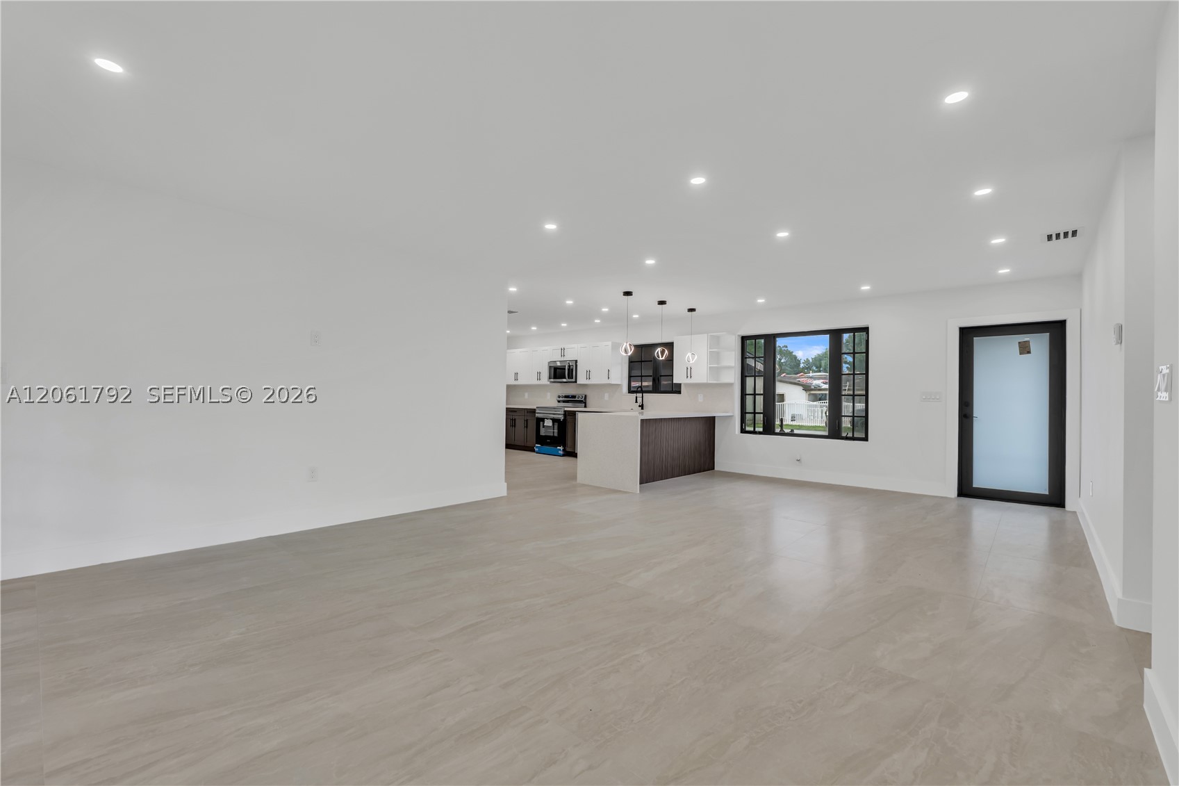 2000 SW 84th Ave, Miami FL 33155