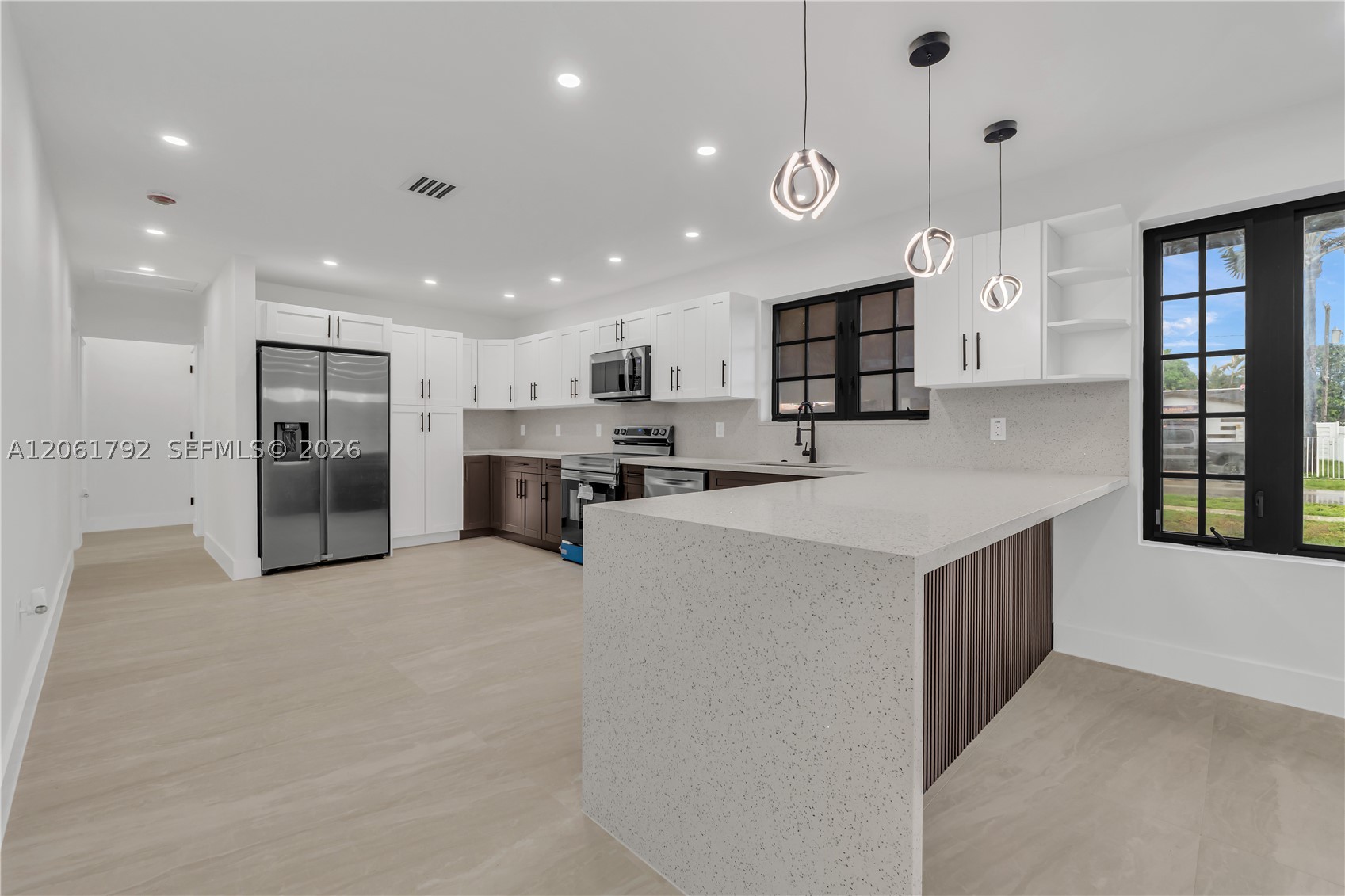 2000 SW 84th Ave, Miami FL 33155