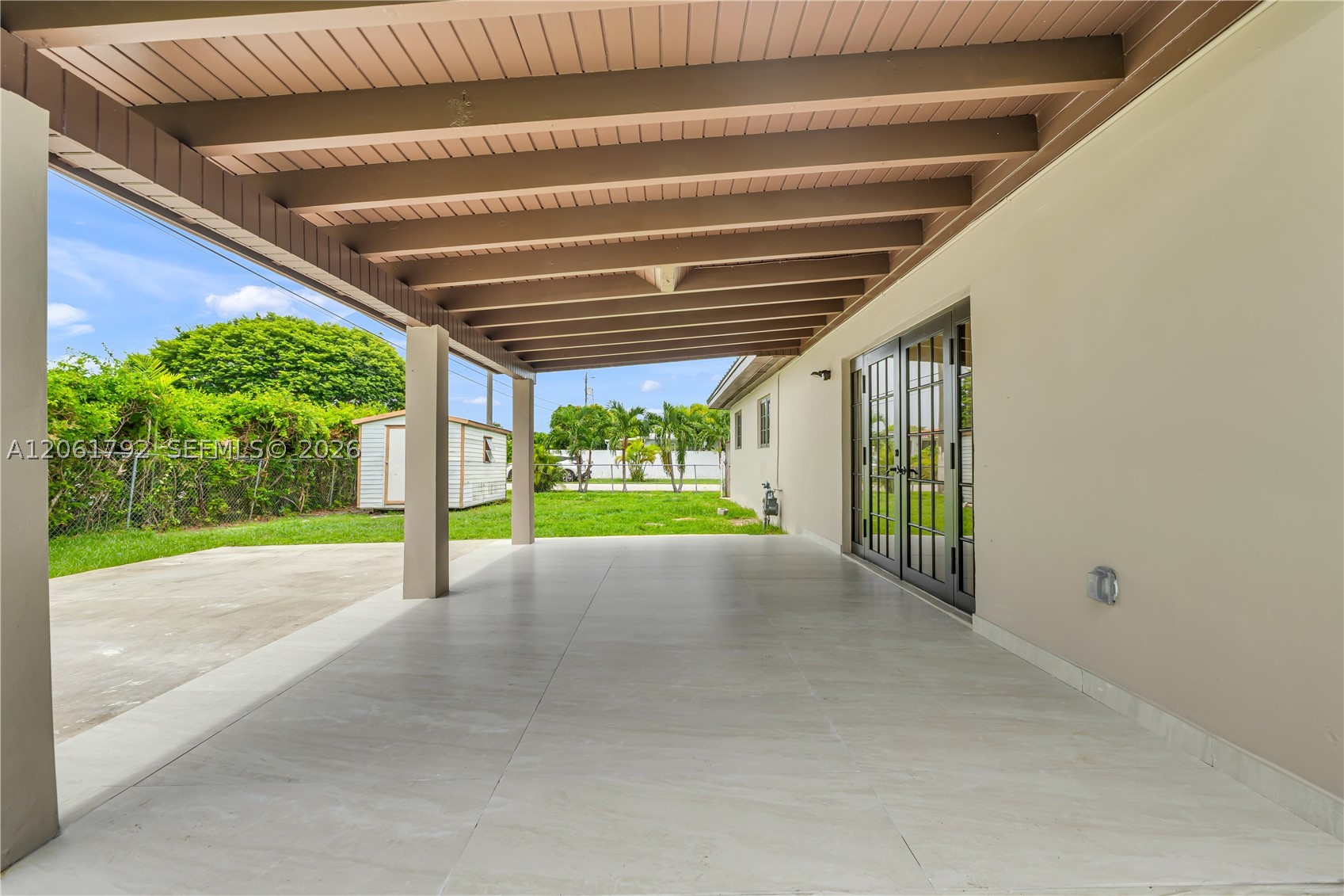 2000 SW 84th Ave, Miami FL 33155