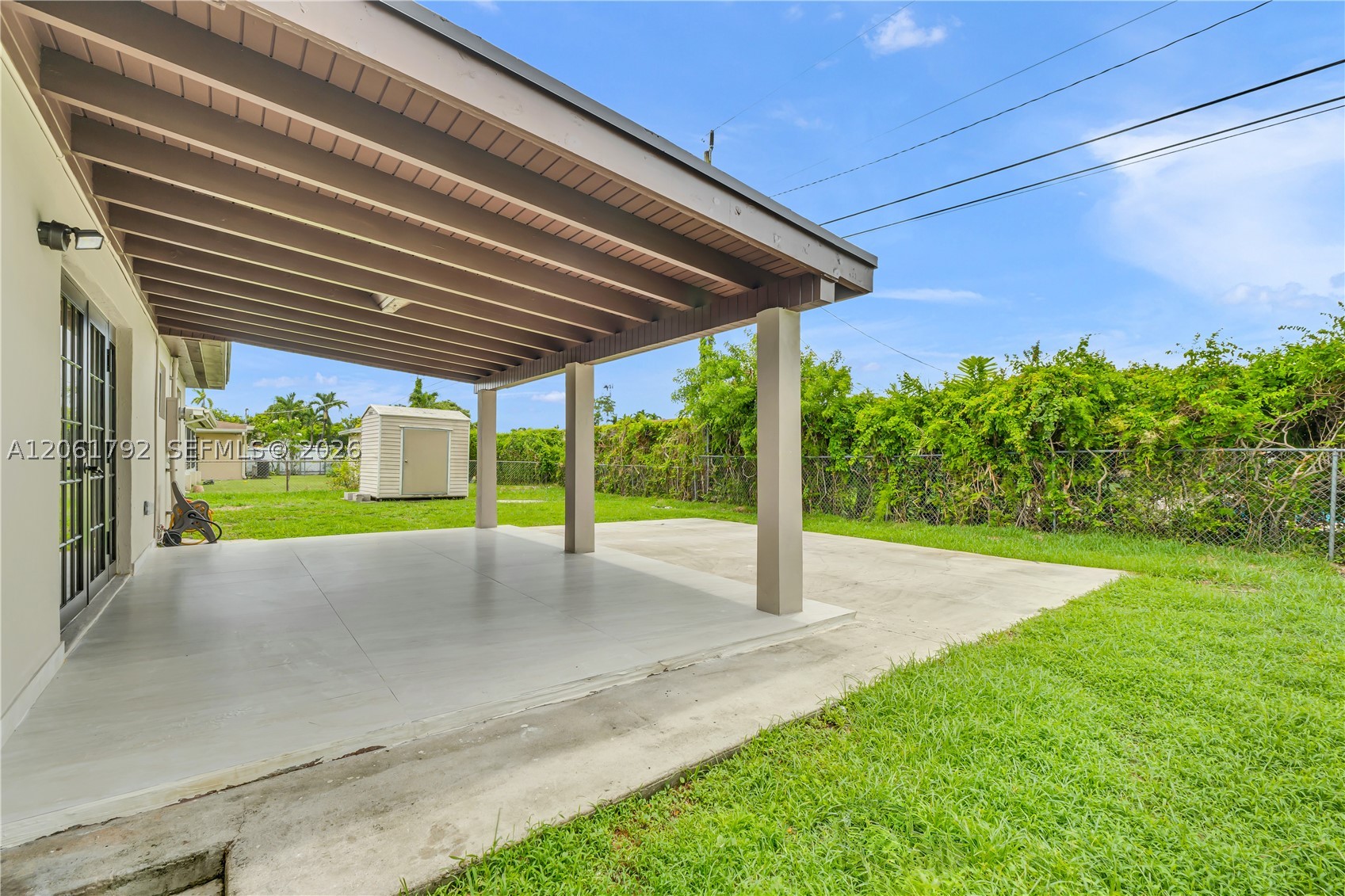 2000 SW 84th Ave, Miami FL 33155
