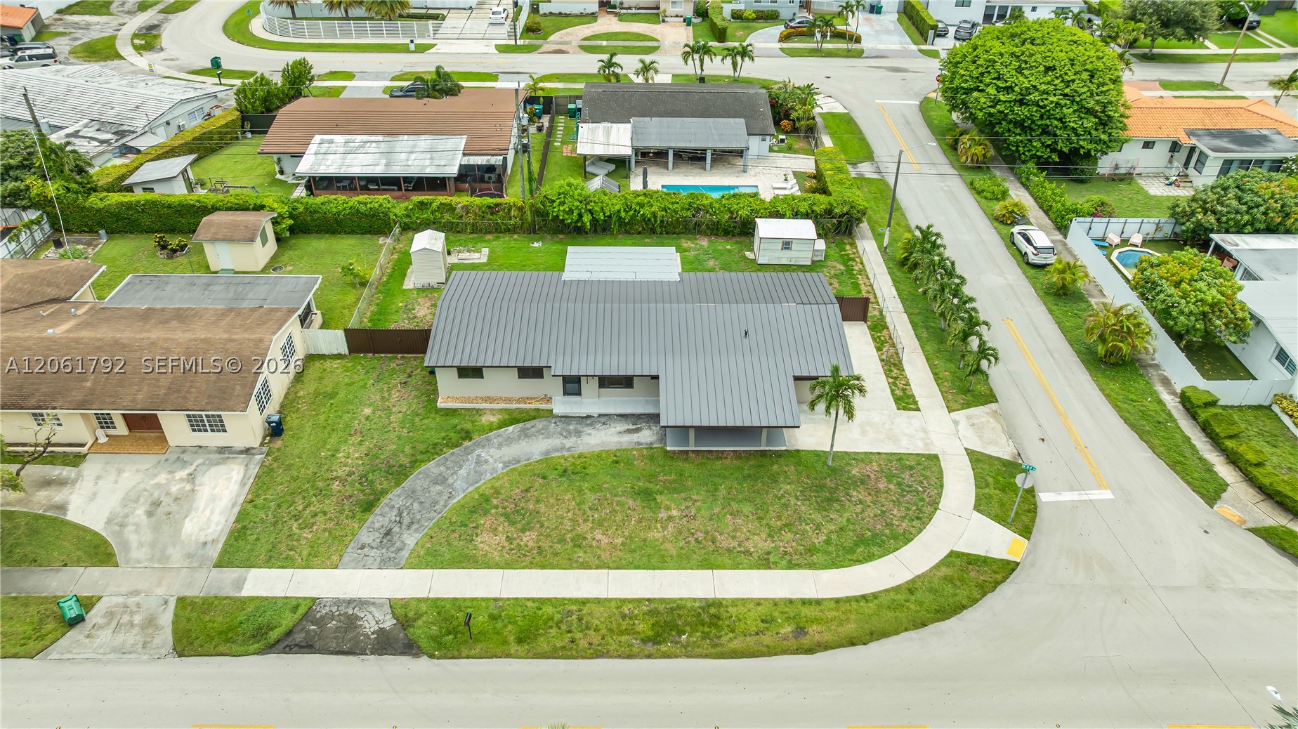 2000 SW 84th Ave, Miami FL 33155