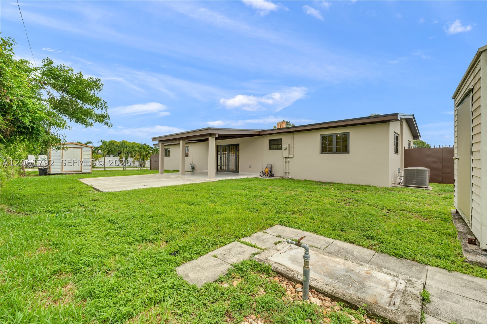 2000 SW 84th Ave, Miami FL 33155