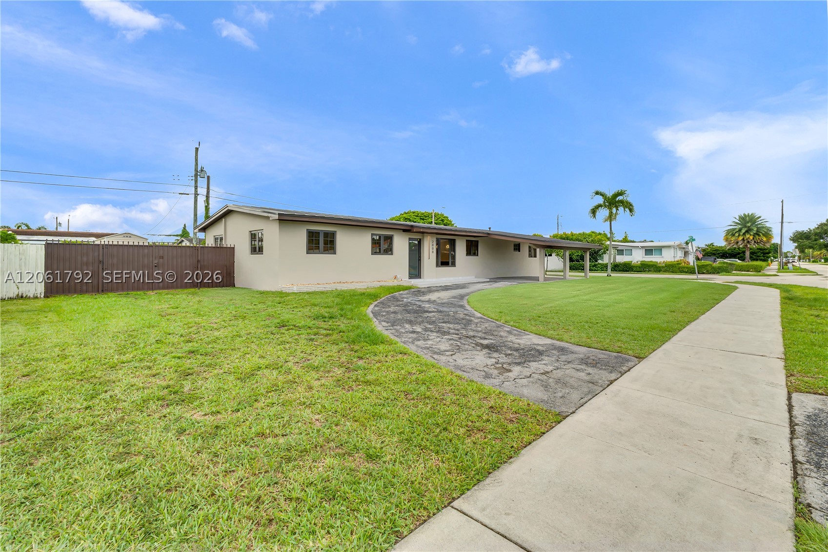 2000 SW 84th Ave, Miami FL 33155