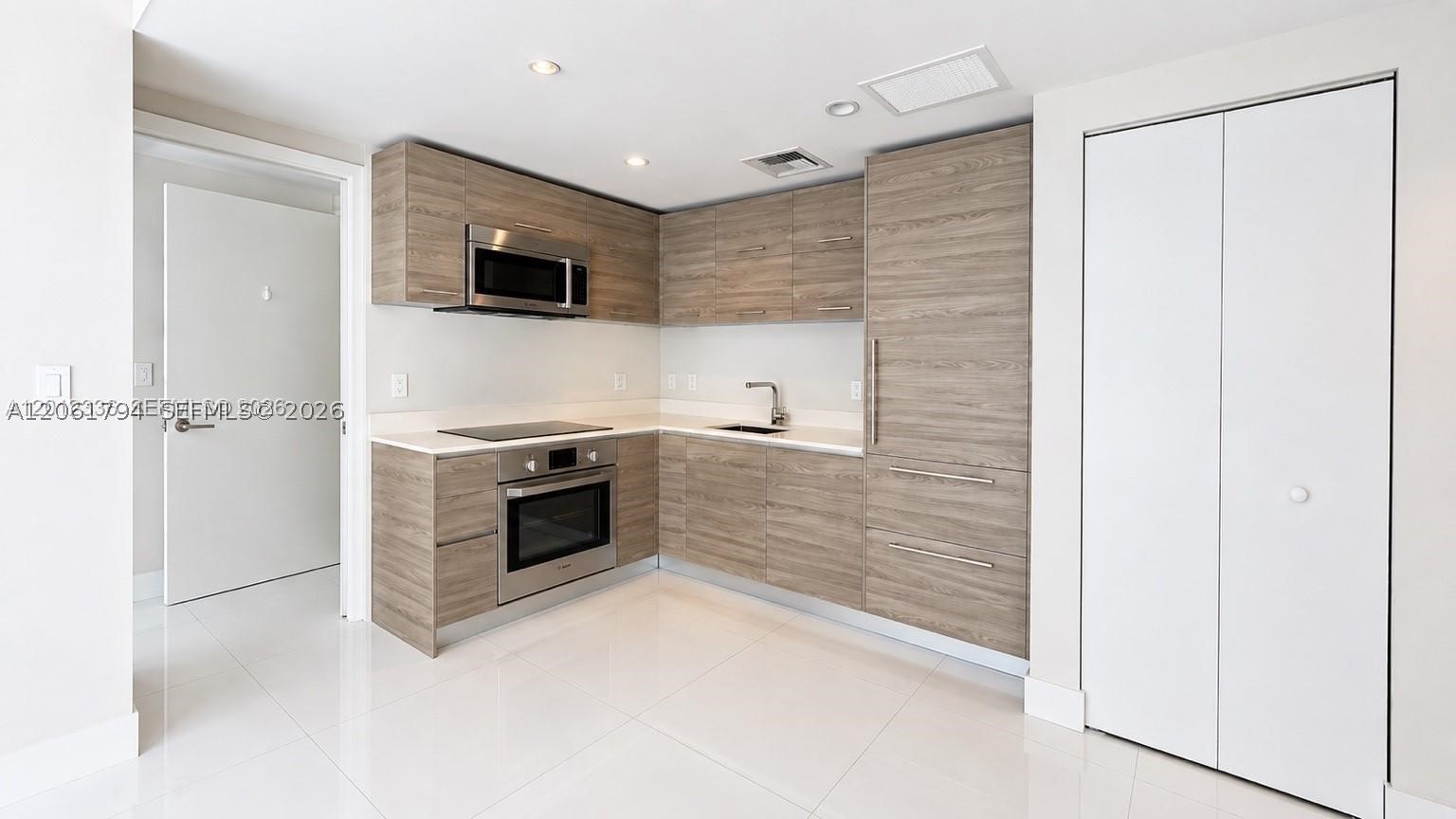 1300 S Miami Ave #3407, Miami FL 33130