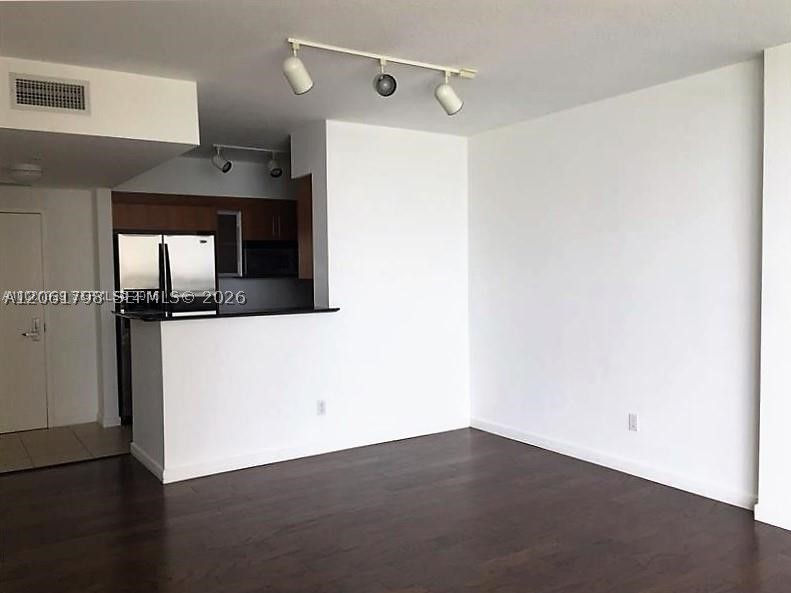 335 S Biscayne Blvd #1810, Miami FL 33131