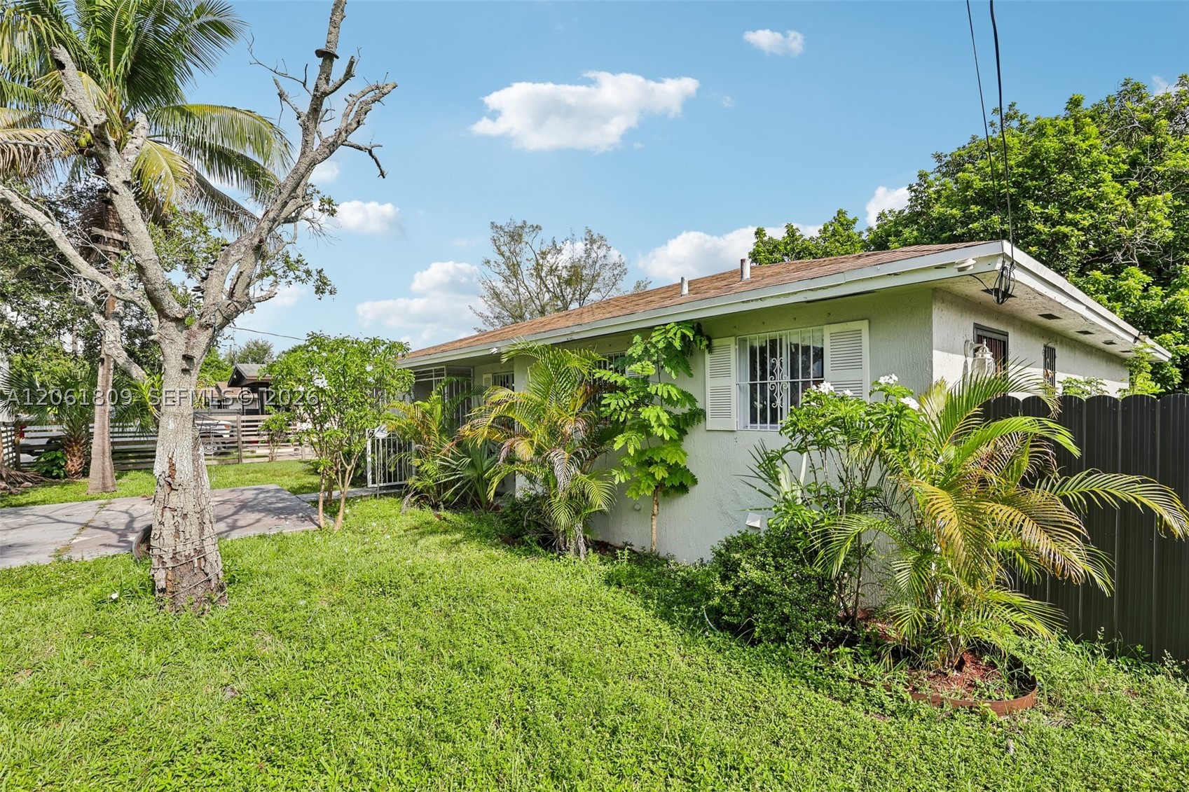 1143 NW 58th St, Miami FL 33127