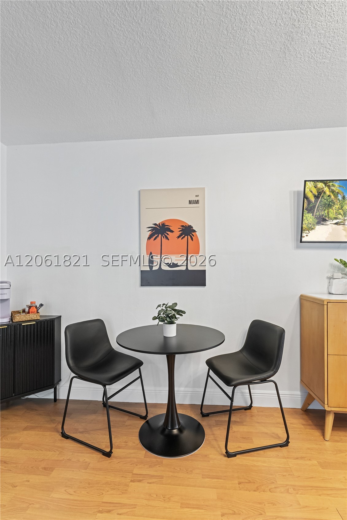 1200 Brickell Bay Dr #1816, Miami FL 33131