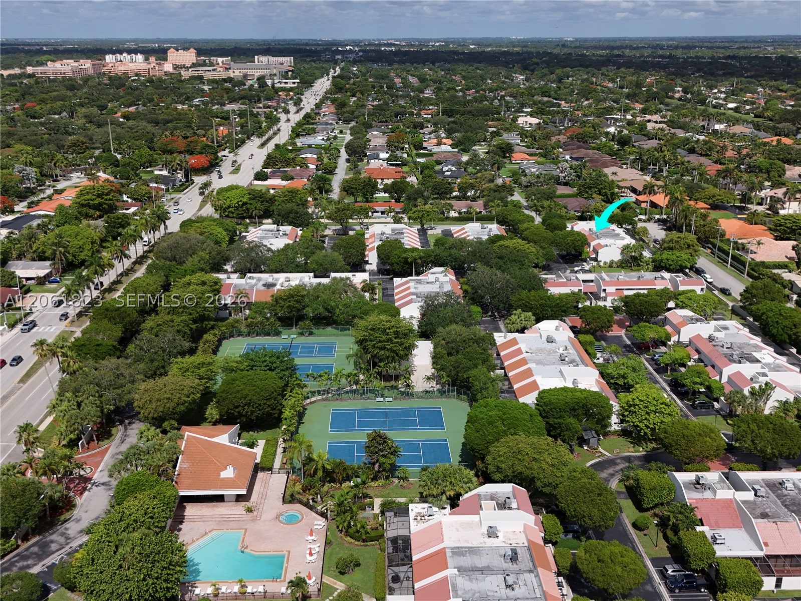 8133 SW 86th Ter, Miami FL 33143